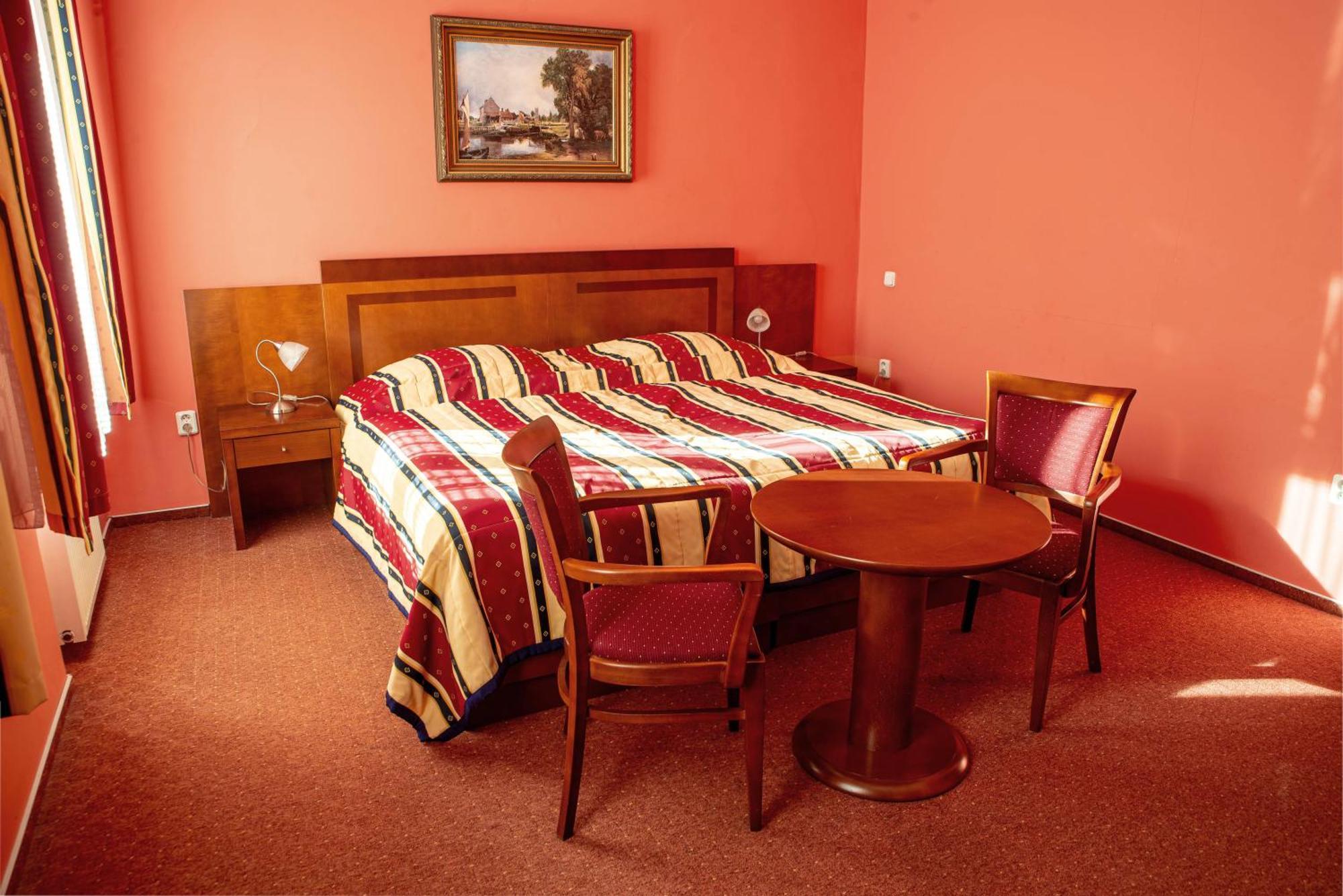 Hotel Olympia Česká Lípa Esterno foto