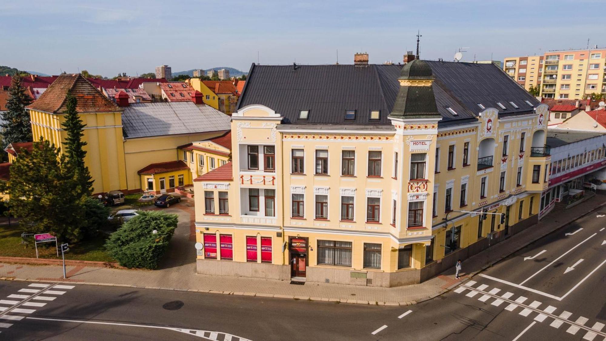 Hotel Olympia Česká Lípa Esterno foto