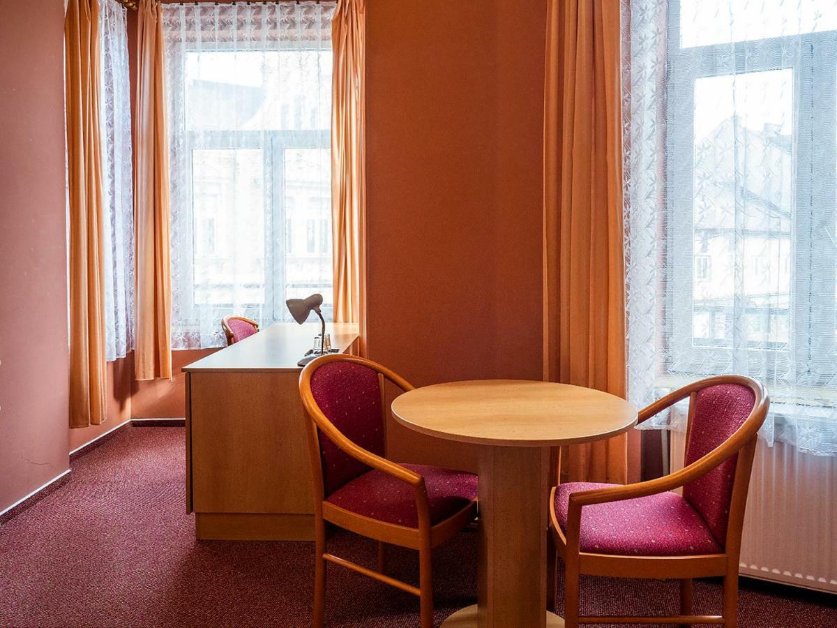 Hotel Olympia Česká Lípa Esterno foto