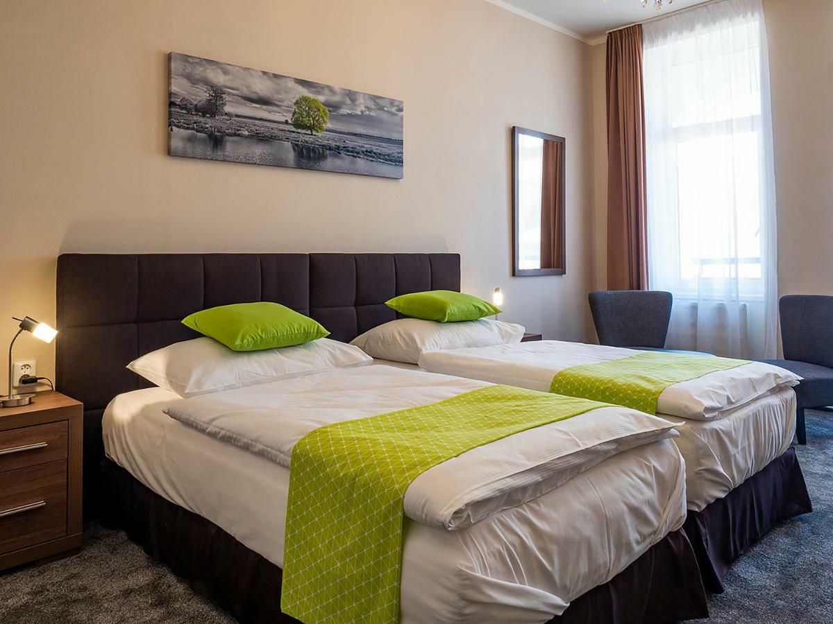 Hotel Olympia Česká Lípa Esterno foto